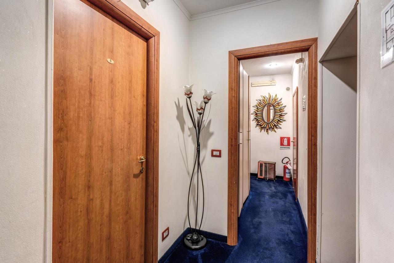 Guest House Masterintrastevere Ρώμη Εξωτερικό φωτογραφία