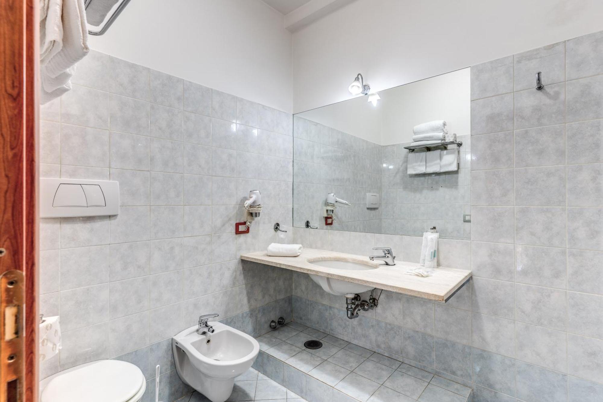 Guest House Masterintrastevere Ρώμη Εξωτερικό φωτογραφία